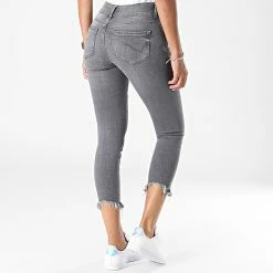 Meilleure affaire 😉 Jean Skinny Femme Carmen Gris de Only ⌛ 7 Meilleure affaire 😉 Jean Skinny Femme Carmen Gris de Only ⌛ -Promos Only Boutique none 274617 15228208 GREY DENIM 20210730T144956 04