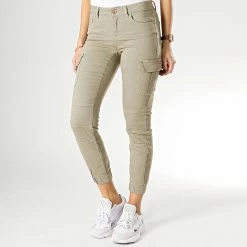 Promos Only Boutique 22 Meilleure vente 👏 Pantalon Cargo Femme Missouri Vert Kaki de Only ⭐