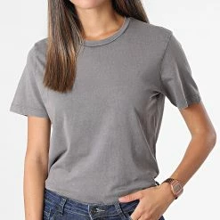 Bon marché 🧨 Tee 👕 Shirt Femme Ebba Life Gris de Only 🎉