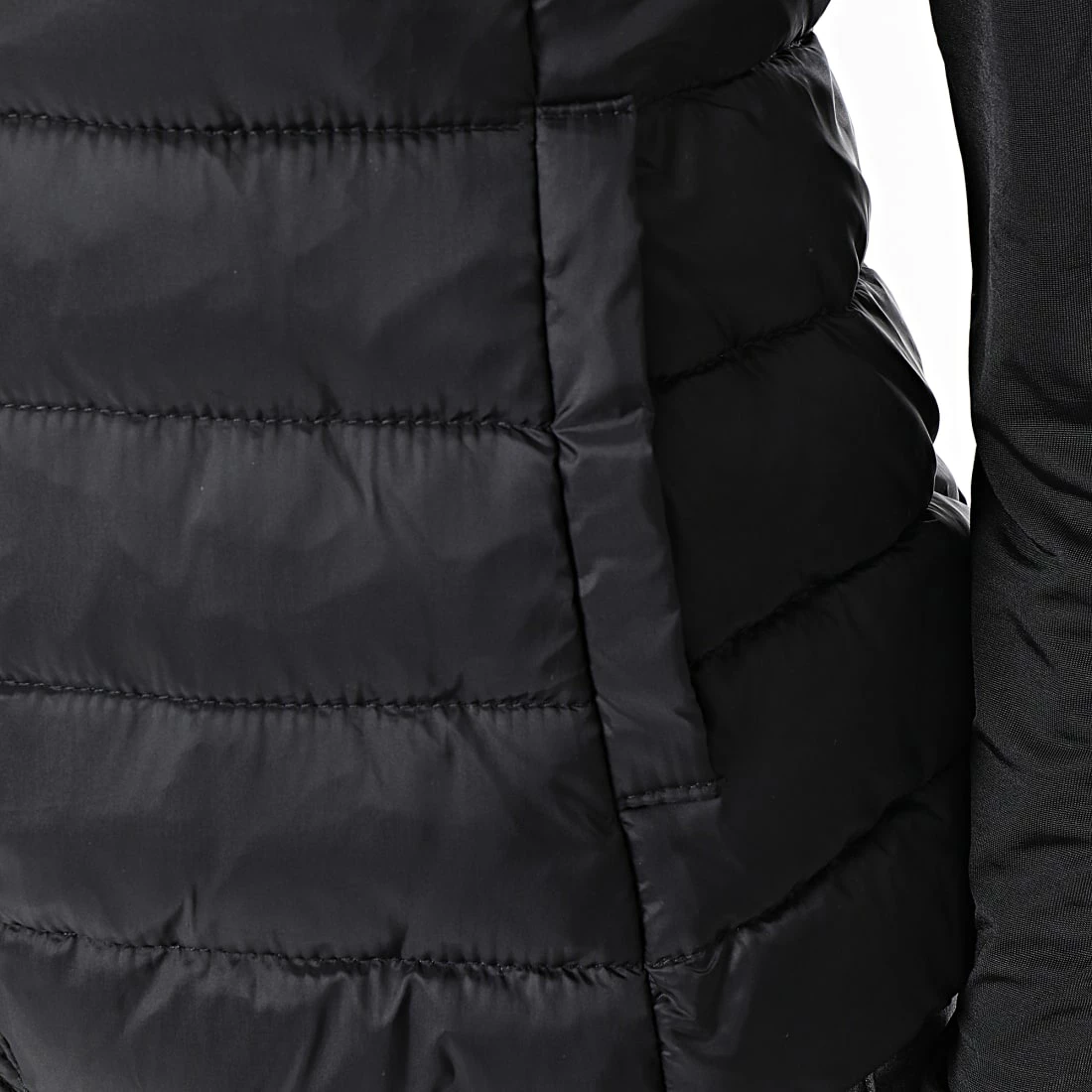 Top 10 ✔️ Doudoune Capuche Femme Sans Manches Newtahoe Noir de Only ✨ 2 Top 10 ✔️ Doudoune Capuche Femme Sans Manches Newtahoe Noir de Only ✨ – Image 2