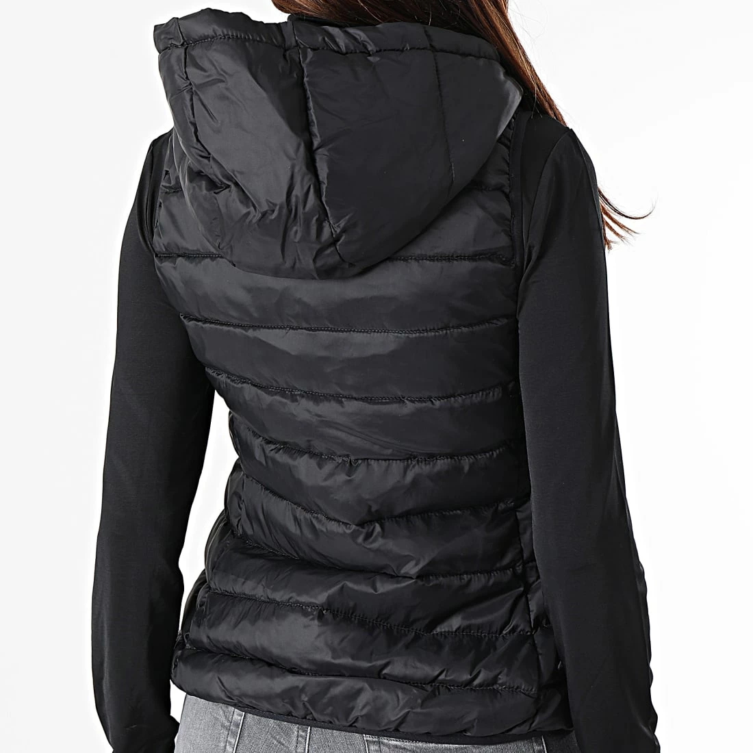 Top 10 ✔️ Doudoune Capuche Femme Sans Manches Newtahoe Noir de Only ✨ 4 Top 10 ✔️ Doudoune Capuche Femme Sans Manches Newtahoe Noir de Only ✨ – Image 4