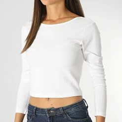 Promo ✨ Top Crop Manches Longues Femme Pure Life Blanc de Only 🤩 6 Promo ✨ Top Crop Manches Longues Femme Pure Life Blanc de Only 🤩 -Promos Only Boutique only 288066 15248492 BRIGHT WHITE 20211014T160100 03