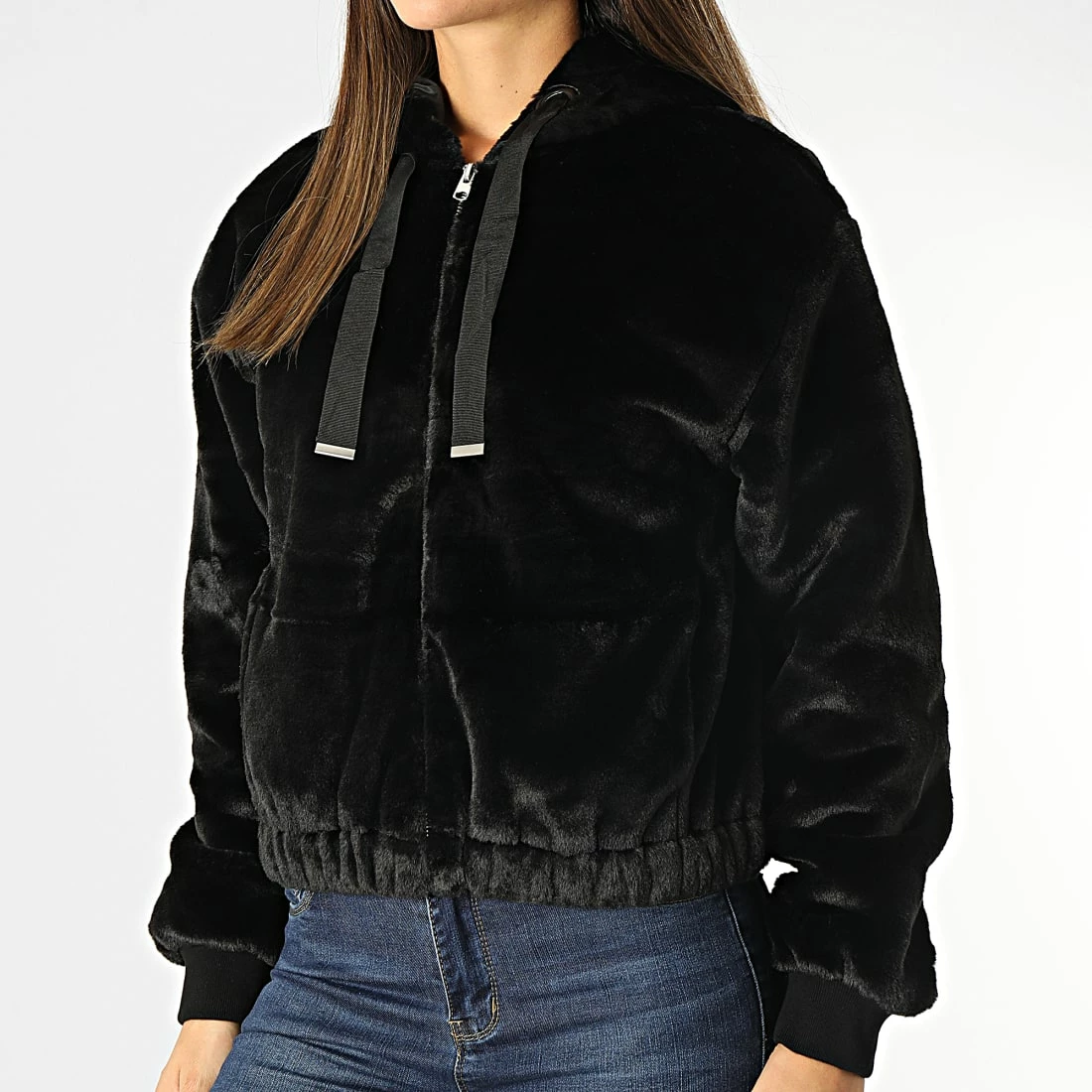 Vente flash 👍 Veste Zippée Capuche Femme Crop Edwina Noir de Only ❤️ 3 Vente flash 👍 Veste Zippée Capuche Femme Crop Edwina Noir de Only ❤️ – Image 3