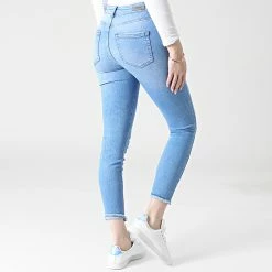 Meilleure vente 👏 Jean Skinny Femme Blush Life Bleu Wash de Only ✨ -Promos Only Boutique only 293490 15178061 LIGHT BLUE DENIM 20211209T155016 04