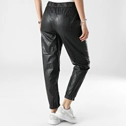 Tout neuf 👍 Pantalon Jogging Femme Mady Noir de Only 😀 -Promos Only Boutique only 295877 15145375 BLACK 20220103T163311 04