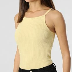 Offres ⭐ Débardeur Femme Fransiska Jaune de Only 💯 6 Offres ⭐ Débardeur Femme Fransiska Jaune de Only 💯 -Promos Only Boutique only 299209 15251304 STRAW 20220131T155709 03