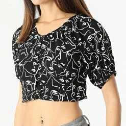 Vente flash 😉 Top Femme Crop Eline Noir de Only 🔔 -Promos Only Boutique only 301405 15248608 BLACK JOY 20220201T164130 03