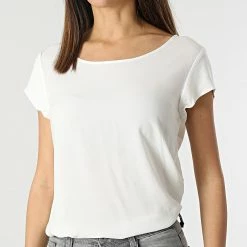 Nouveau ❤️ Top Femme Top Blanc de Only 🎁 -Promos Only Boutique only 301415 15248543 CLOUD DANCER 20220202T155945 03