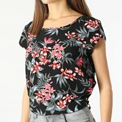 Offres 🎁 Top Femme Top Noir Floral de Only ✔️ -Promos Only Boutique only 301419 15248544 BLACK DREAM JUNG 20220201T163946 03