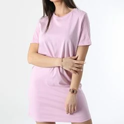 Budget 🧨 Robe Tee 👚 Shirt Femme May Rose de Only 🔔