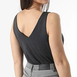 Promo 🛒 Débardeur Femme Faustina Noir de Only 😉 -Promos Only Boutique only 307849 15249543 PHANTOM 20220309T150524 04