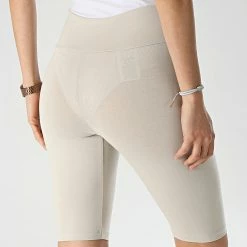 Coupon 💯 Short Cycliste Femme Live Love Beige de Only 😀 -Promos Only Boutique only 309556 15252829 SILVER LINING 20220324T162838 04