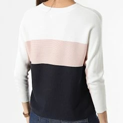 Coupon 🤩 Pull Femme Regitze Blanc Rose Bleu Marine de Only 😉 -Promos Only Boutique only 310102 15157863 CLOUD DANCER WHITE 20220413T161146 04