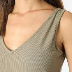 Promo 🔔 Débardeur Femme Marla Vert Kaki de Only ✔️ -Promos Only Boutique only 310264 15257575 MERMAID SILVER 20220330T135554 02