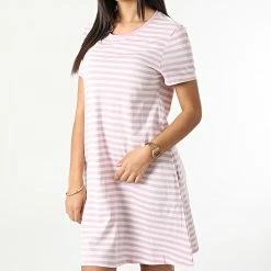 Sortie 🛒 Robe Tee 👚 Shirt Femme Pocket Stripe Rose de Only ✔️