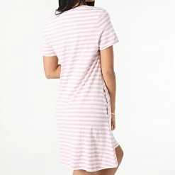 Sortie 🛒 Robe Tee 👚 Shirt Femme Pocket Stripe Rose de Only ✔️ -Promos Only Boutique only 313557 15252604 ORCHID BOUQUET CLOUD DANC 20220412T143952 04