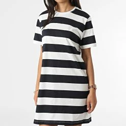 Meilleur prix 💯 Robe Tee 👕 Shirt Femme June Stripe Bleu Marine Blanc de Only 😍