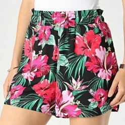 Vente flash ⌛ Short Femme Linda Noir Floral de Only ✔️