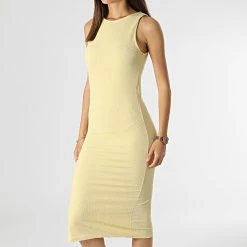 Les meilleures critiques de ❤️ Robe Femme Bianca Jaune de Only 😉 6 Les meilleures critiques de ❤️ Robe Femme Bianca Jaune de Only 😉 -Promos Only Boutique only 316452 15261553 STRAW 20220505T163801 03