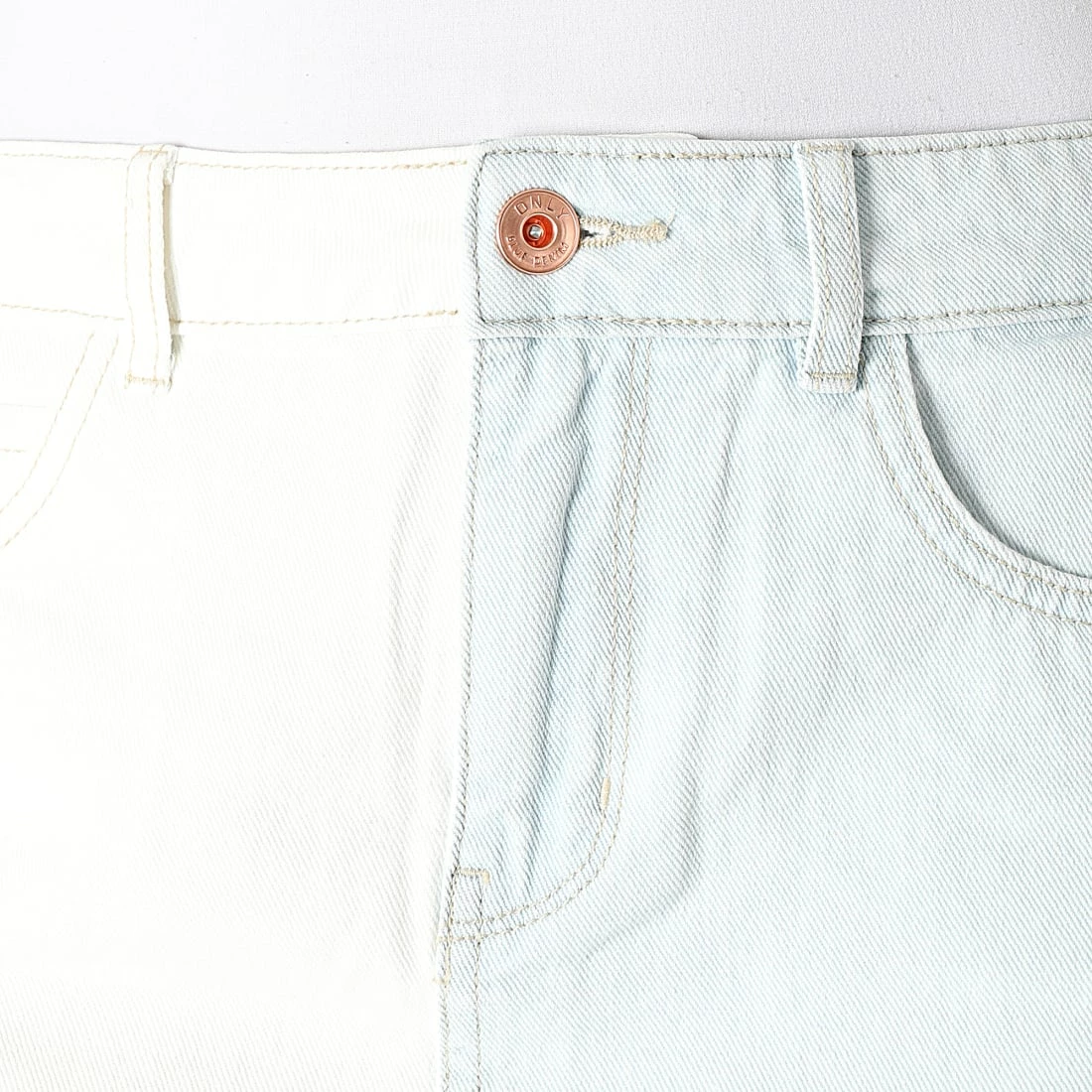 Promo 😉 Jupe Jean Femme Vega Life Blanc Bleu Wash de Only ⌛ 2 Promo 😉 Jupe Jean Femme Vega Life Blanc Bleu Wash de Only ⌛ – Image 2