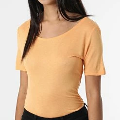 Top 10 💯 Tee 👕 Shirt Femme Carrie Orange de Only 👍 -Promos Only Boutique only 322311 15180201 PUMPKIN 20220621T135752 03