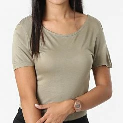 Remise 🎁 Tee 👕 Shirt Femme Carrie Vert Kaki de Only ⭐