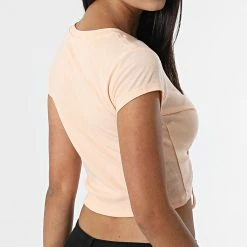 Acheter 🤩 Tee 👚 Shirt Femme Crop Susan Peche de Only 🛒 -Promos Only Boutique only 322649 15271218 PEACH PARFAIT 20220621T135544 04