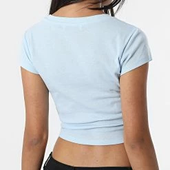 Acheter 👏 Tee 👕 Shirt Femme Crop Susan Bleu Ciel de Only ✔️ -Promos Only Boutique only 322650 15271218 CASHMERE BLUE 20220621T140106 04