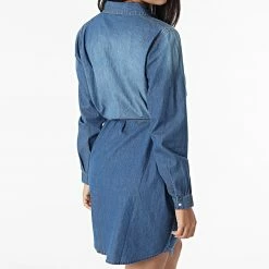 De gros 🎉 Robe Chemise Femme Bella Bleu Denim de Only 🎁 -Promos Only Boutique only 323464 15274553 MEDIUM BLUE DENIM 20220621T135115 04