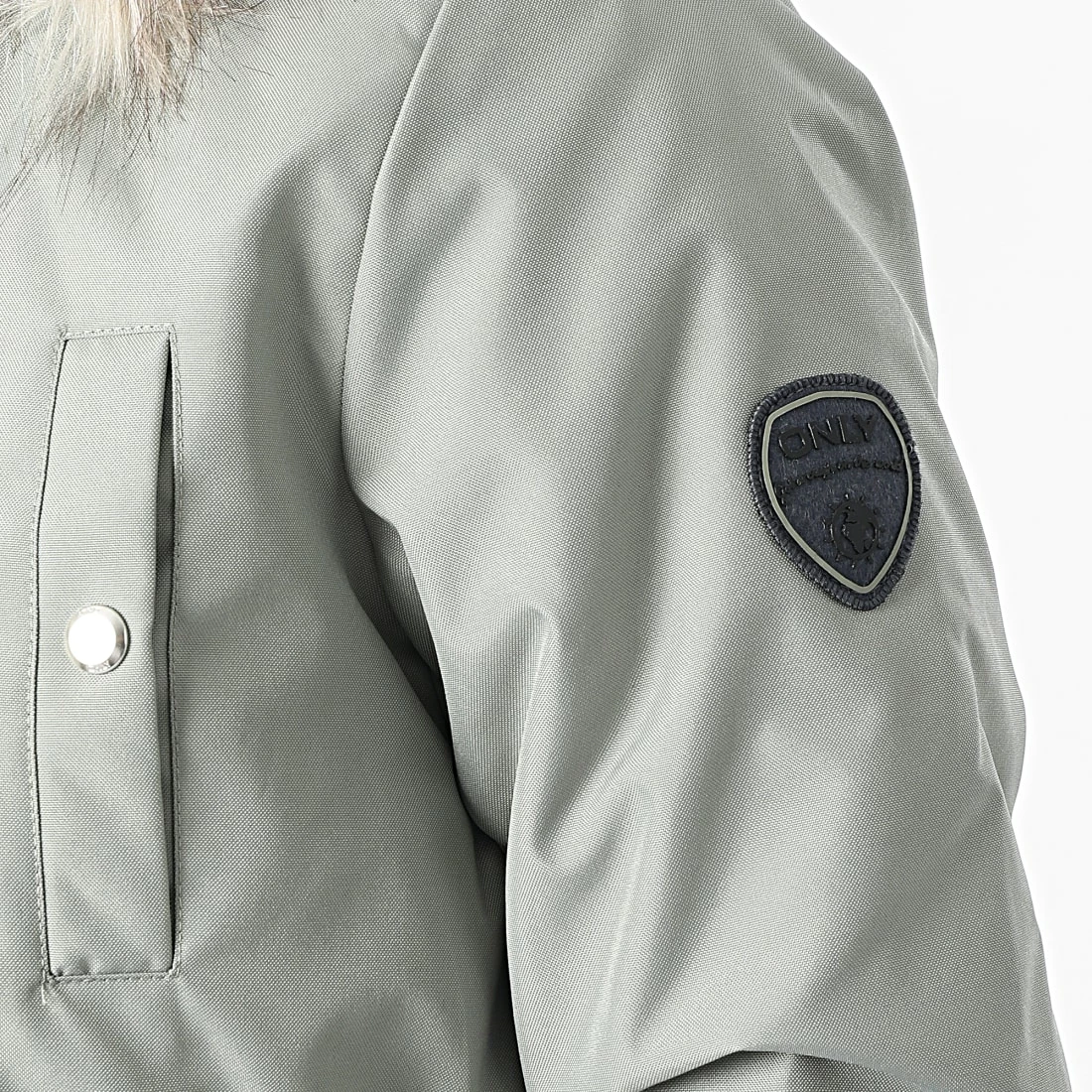 Grosses soldes 🎁 Parka Capuche Fourrure Femme Iris Vert de Only ✨ 2 Grosses soldes 🎁 Parka Capuche Fourrure Femme Iris Vert de Only ✨ – Image 2