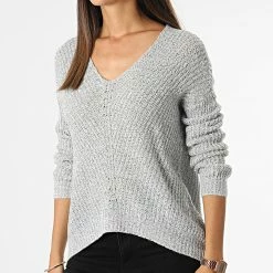 Les meilleures critiques de ⭐ Pull Femme Lenette Gris Chiné de Only 🥰 6 Les meilleures critiques de ⭐ Pull Femme Lenette Gris Chiné de Only 🥰 -Promos Only Boutique only 330254 15208245 CLOUD DANCER W BLACK P 20220808T161923 03