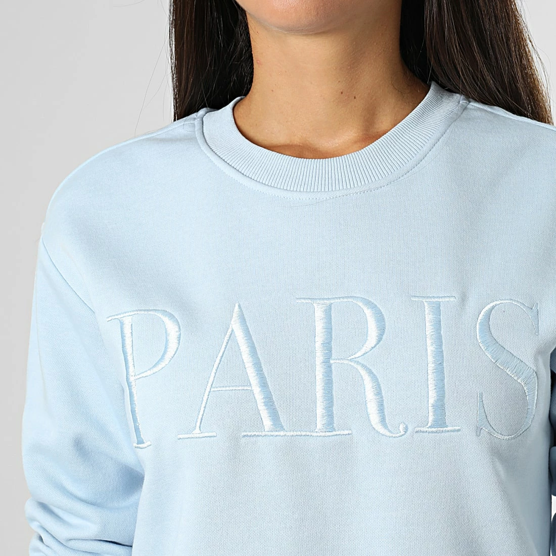 Meilleur prix 💯 Sweat Crewneck Femme Paris Bleu Ciel de Only 🌟 2 Meilleur prix 💯 Sweat Crewneck Femme Paris Bleu Ciel de Only 🌟 – Image 2