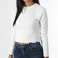 Vente flash 👏 Tee 👕 Shirt Manches Longues Crop Femme Kitty Blanc de Only ❤️ -Promos Only Boutique only 333653 15210610 CLOUD DANCER 20220901T154528 03