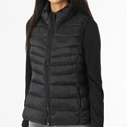Vente flash 🔔 Doudoune Sans Manches Femme New Claire Noir de Only 🥰 6 Vente flash 🔔 Doudoune Sans Manches Femme New Claire Noir de Only 🥰 -Promos Only Boutique only 333690 15225157 BLACK PIPPING TO 20220906T151109 03