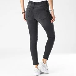 Grosses soldes 🔥 Jean Skinny Femme Wauw Noir de Only 🥰