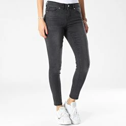 Grosses soldes 🔥 Jean Skinny Femme Wauw Noir de Only 🥰 -Promos Only Boutique only 334338 15230459 WASHED BLACK 20220912T155944 03
