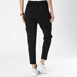 Les meilleures critiques de 🛒 Pantalon Cargo Femme Easy Noir de Only 🤩 -Promos Only Boutique only 336207 15225893 BLACK 20220927T160932 04