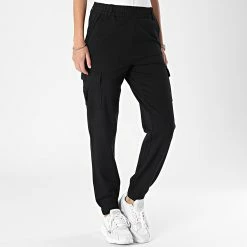 Le moins cher 🌟 Pantalon Cargo Femme Ela Noir de Only 😀 -Promos Only Boutique only 336211 15267961 BLACK 20220927T160848 03