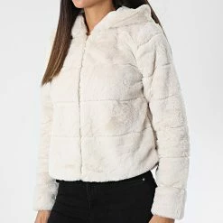 Acheter 🎁 Veste Zippée Capuche Fourrure Femme Crhis Beige de Only 😀 -Promos Only Boutique only 337148 15156560 MOONBEAM 20220928T154134 03