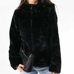 Meilleure vente 💯 Veste Zippée Capuche Fourrure 10248292 Noir de Only 🎉