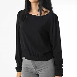 Promo 🥰 Top Femme Manches Longues Nova Life 15273080 Noir de Only 🌟 -Promos Only Boutique only 338218 15273080 BLACK 20221103T112634 03