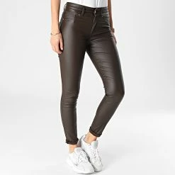 Les meilleures critiques de ⌛ Jean Skinny Femme Wauw Marron de Only 🌟 -Promos Only Boutique only 339379 15271919 DELICIOSO 20221110T150333 03