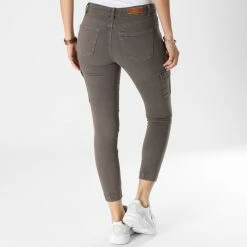 Top 10 🎉 Pantalon Cargo Skinny Femme Missouri Taupe de Only 😀 -Promos Only Boutique only 342047 15170889 FALCON 20221110T142200 04