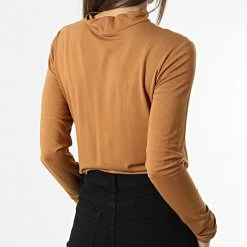 Meilleur prix ✔️ Tee 👚 Shirt Manches Longues Femme Sandy Camel de Only 😍 -Promos Only Boutique only 342188 15242830 CHIPMUNCK 20221115T155121 04