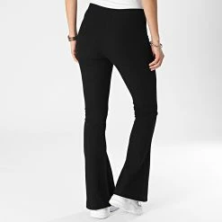 Sortie 👏 Pantalon Femme Emma Noir de Only ❤️ 7 Sortie 👏 Pantalon Femme Emma Noir de Only ❤️ -Promos Only Boutique only 346804 15234785 BLACK 20221110T141849 04